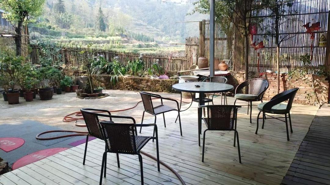 Beyond The Terrace Residence Юаньян Номер фото